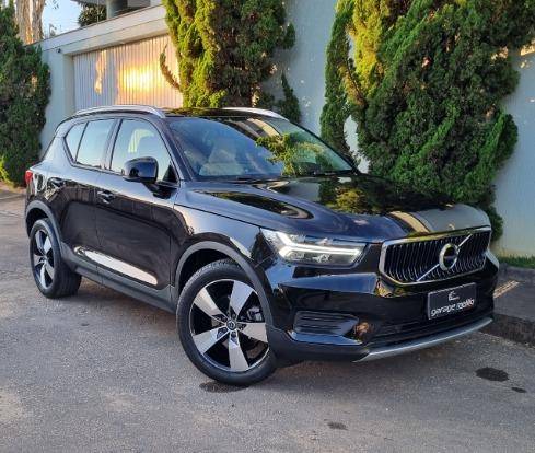 VOLVO XC40 2.0 T4 GASOLINA MOMENTUM GEARTRONIC VOLVO XC40 2.0 T4 GASOLINA MOMENTUM GEARTRONIC